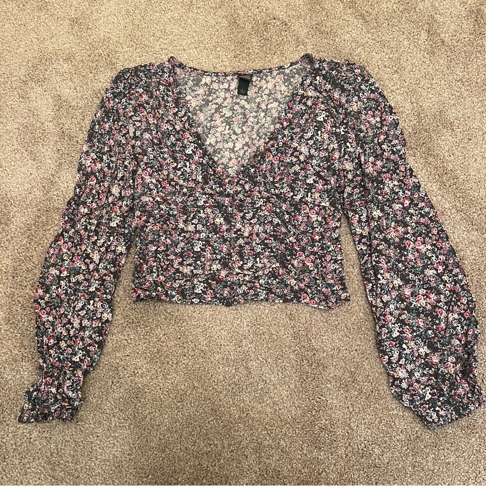 Wild Fable | Flowery Crop Top Long Sleeve - Small